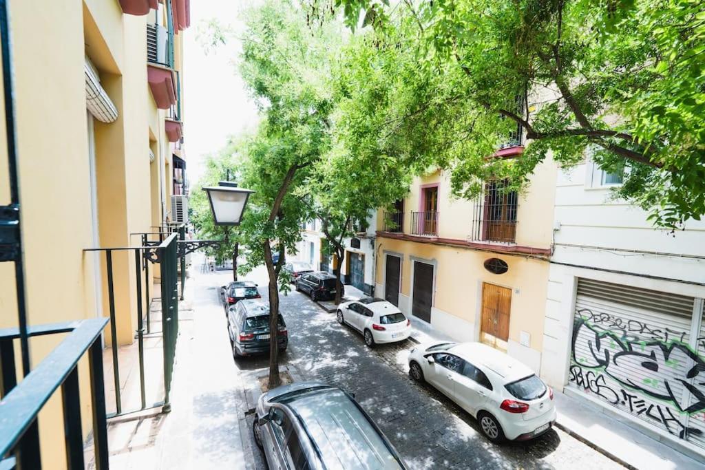 Apartamento En San Bernardo, El Barrio Torero إشبيلية المظهر الخارجي الصورة