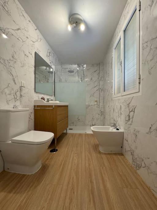 Apartamento En San Bernardo, El Barrio Torero إشبيلية المظهر الخارجي الصورة