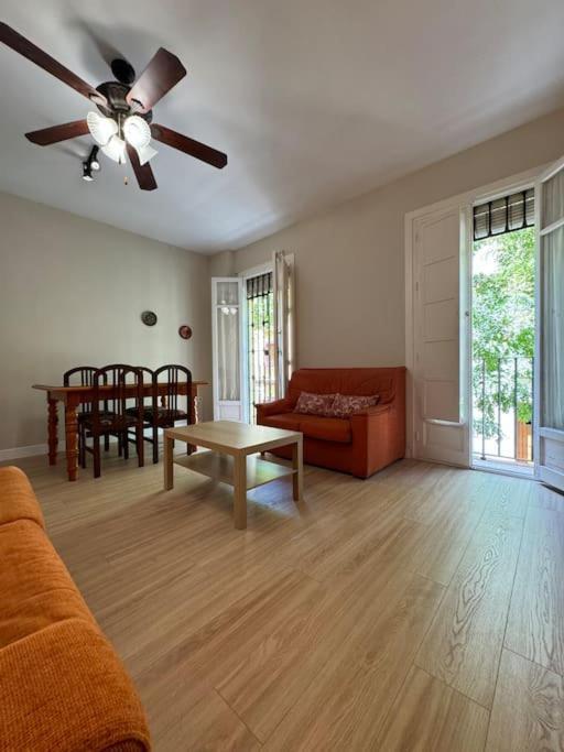 Apartamento En San Bernardo, El Barrio Torero إشبيلية المظهر الخارجي الصورة